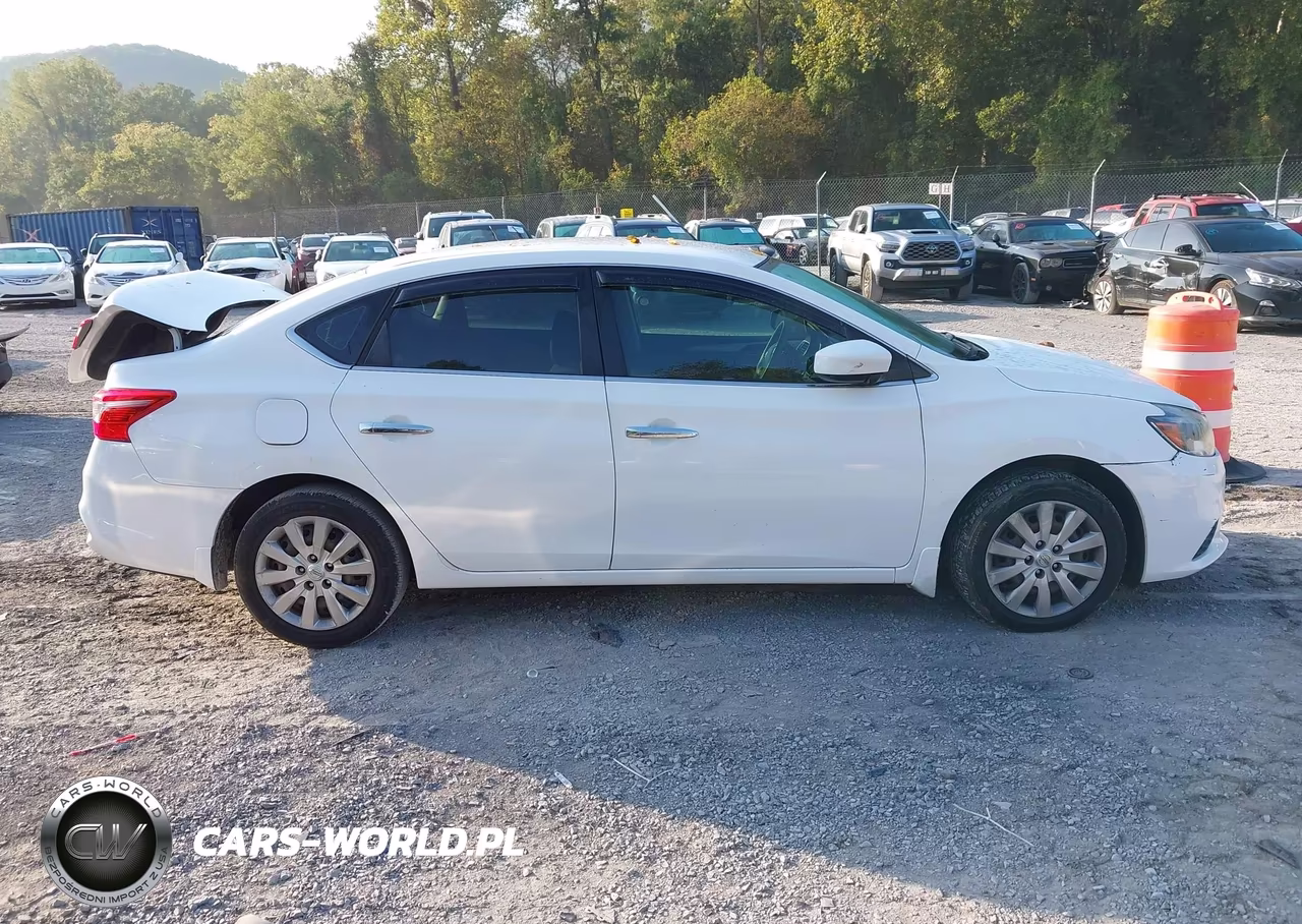 2017 Nissan Sentra S VIN:3N1AB7AP9HY303513 - 12