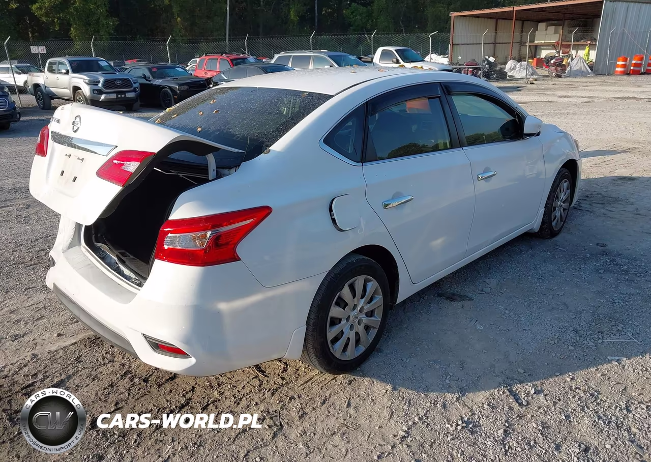 2017 Nissan Sentra S VIN:3N1AB7AP9HY303513 - 4