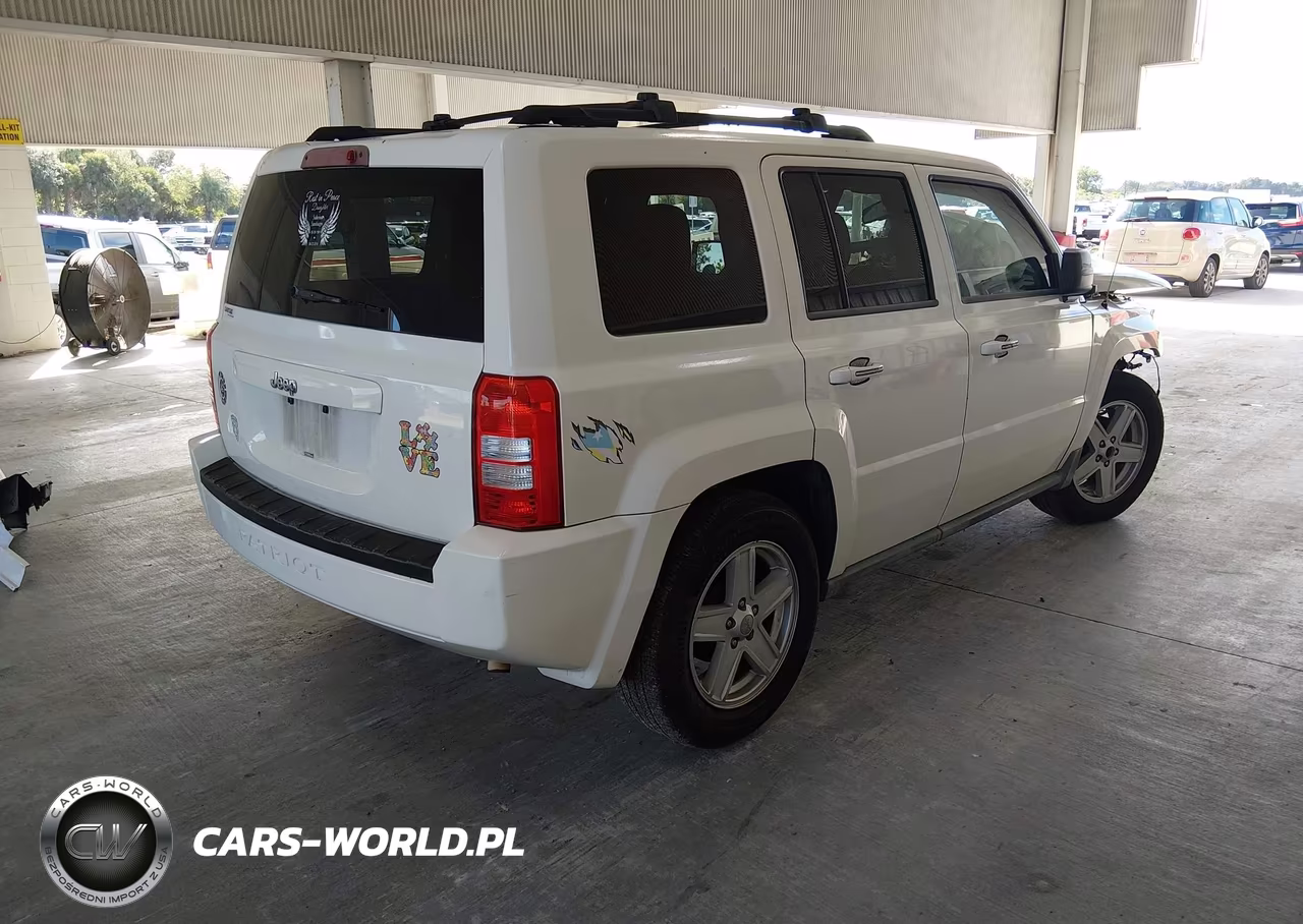2010 Jeep Patriot Sport VIN:1J4NT2GB7AD556410 - 4