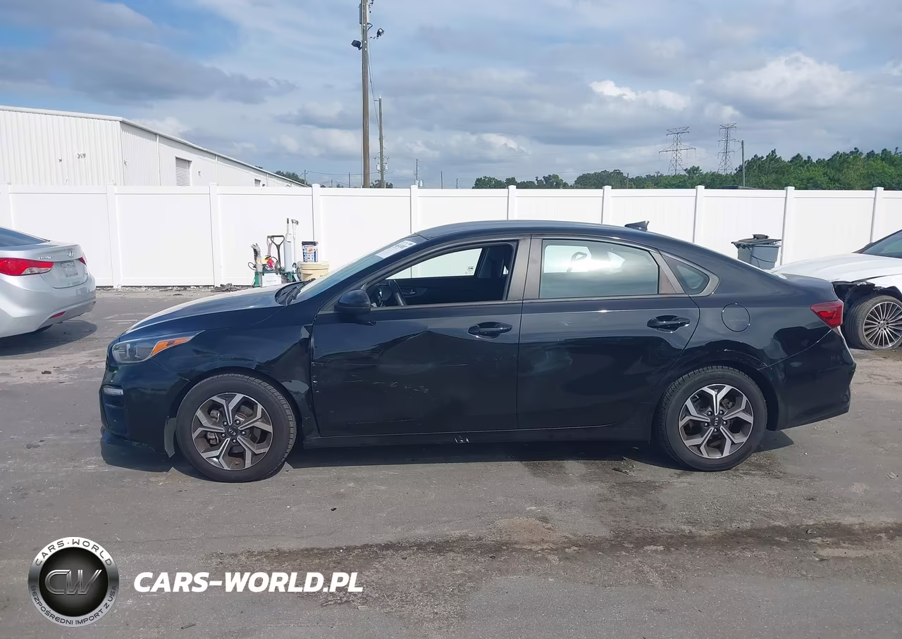 2021 Kia Forte Lxs VIN:3KPF24AD6ME284972 - 14