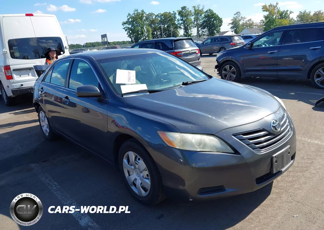 2008 Toyota Camry Le – zdjęcie 1 z 16