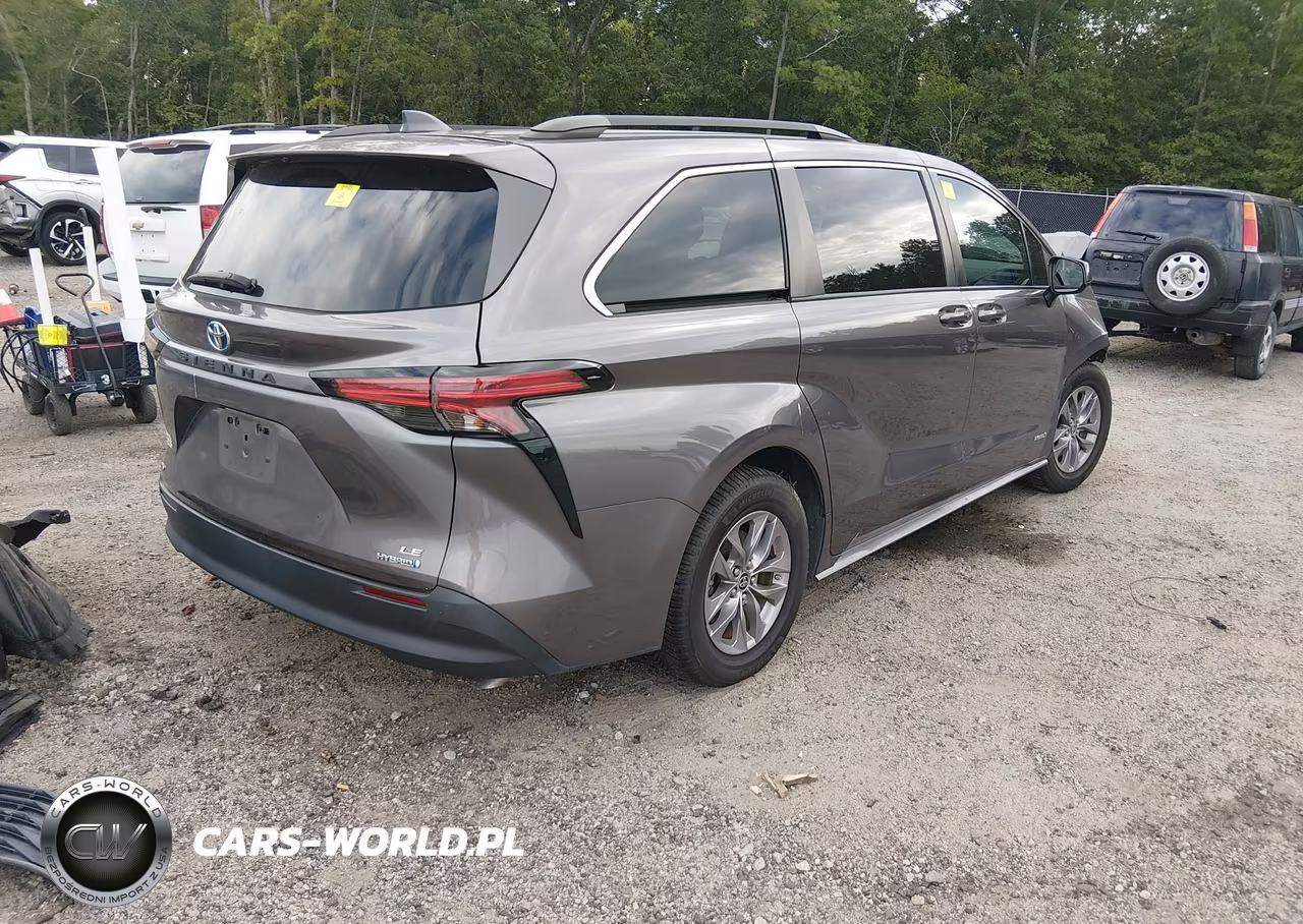 2021 Toyota Sienna Le VIN:5TDBSKFC4MS022859 - 4