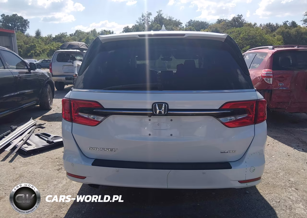 2022 Honda Odyssey Elite VIN:5FNRL6H92NB045194 - 17