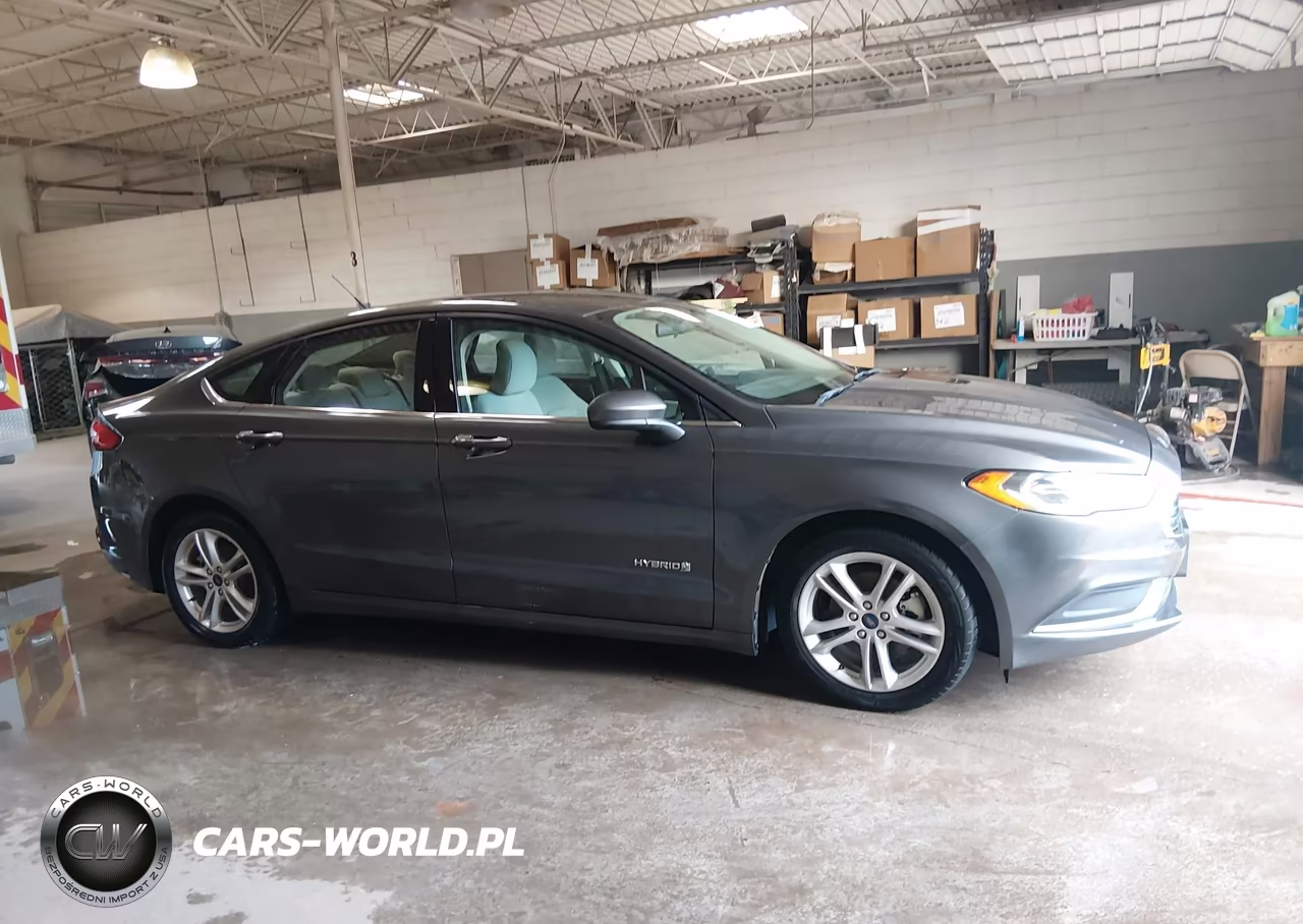 2018 Ford Fusion Hybrid S VIN:3FA6P0UU7JR273690 - 16