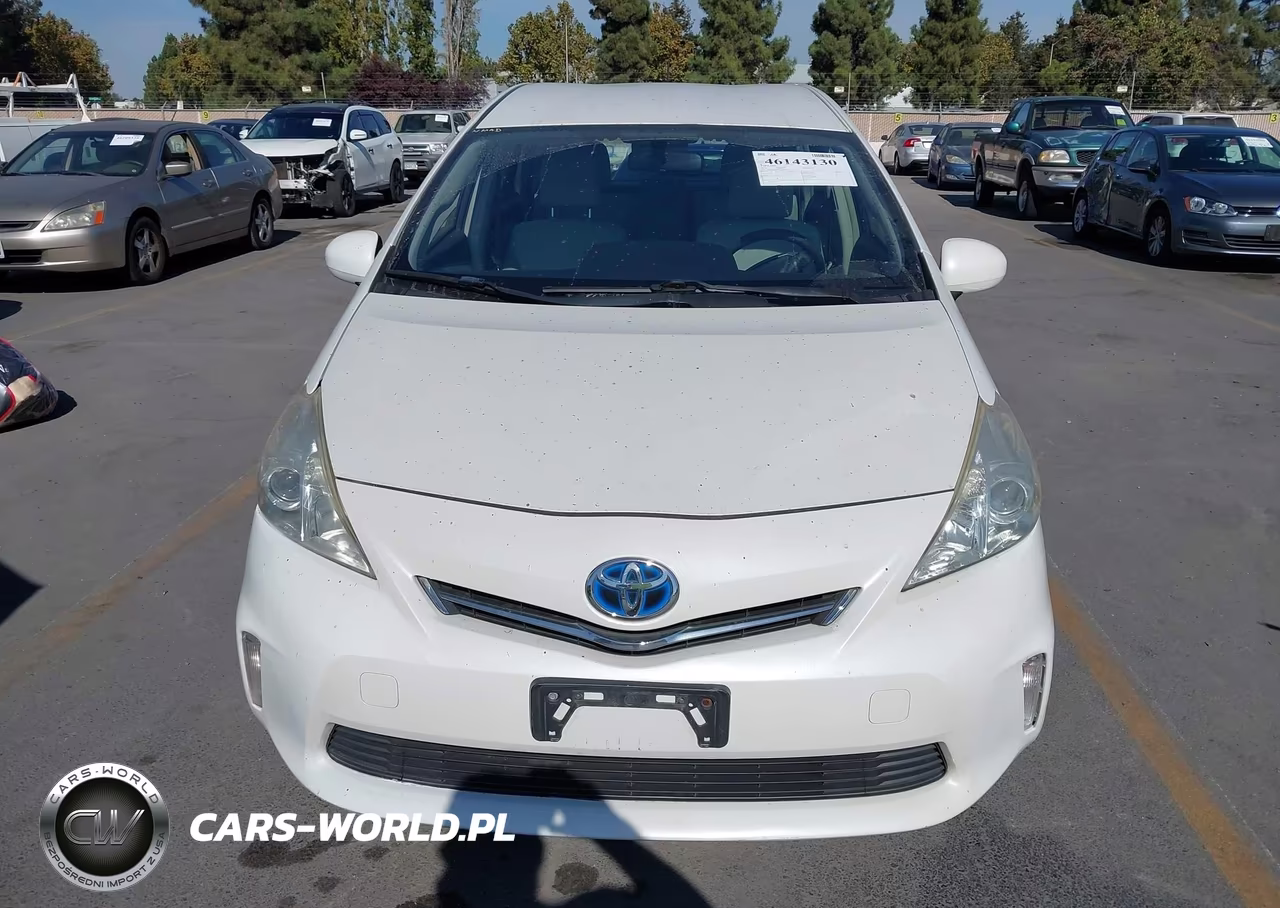 2014 Toyota Prius V Three VIN:JTDZN3EUXE3291439 - 12