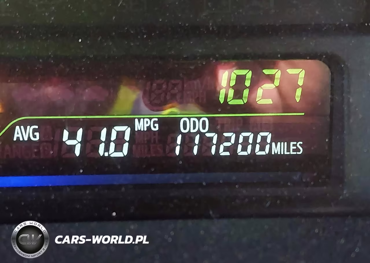 2014 Toyota Prius V Three VIN:JTDZN3EUXE3291439 - 15