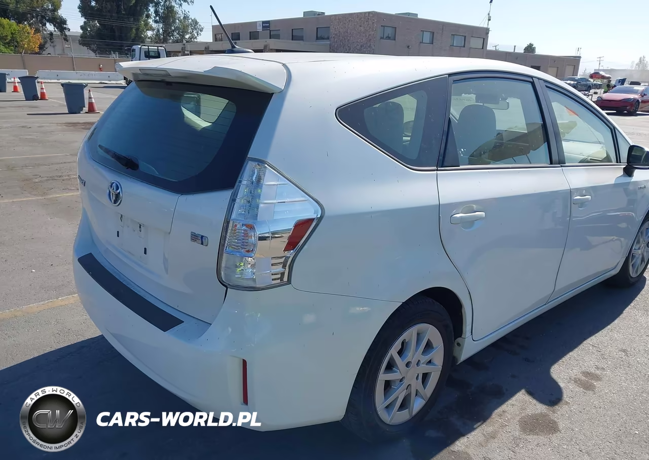 2014 Toyota Prius V Three VIN:JTDZN3EUXE3291439 - 6