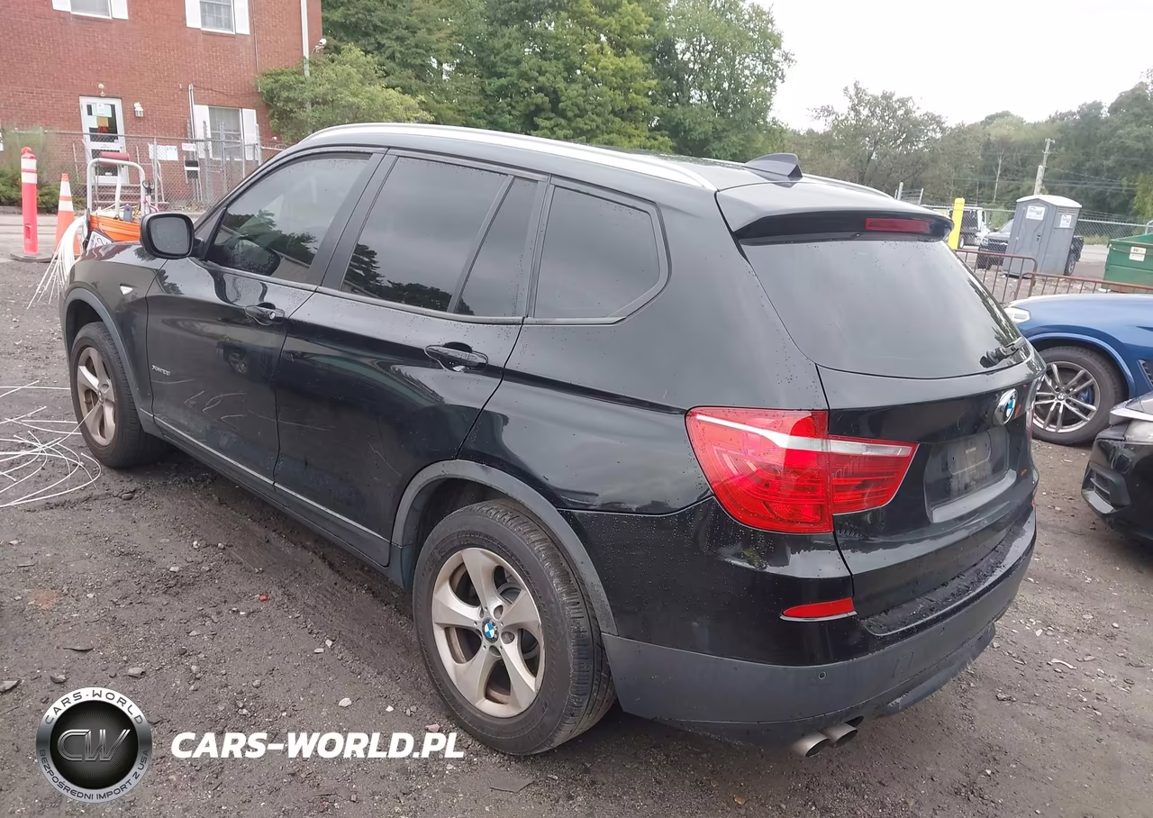 2011 BMW X3 xDrive28I VIN:5UXWX5C59BL700545 - 3