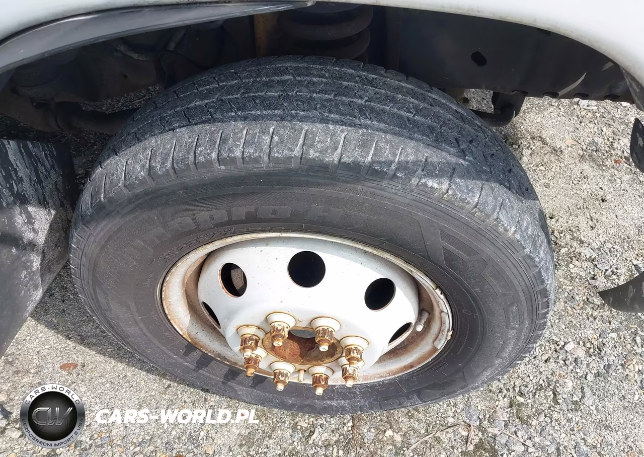 2006 Ford E-350 Cutaway VIN:1FDWE35P26DA28687 - 21