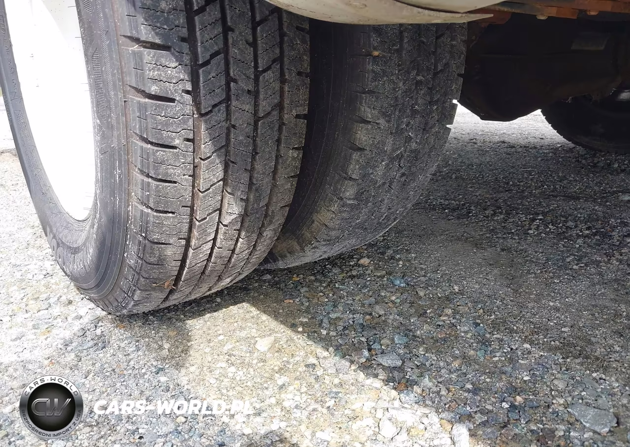 2006 Ford E-350 Cutaway VIN:1FDWE35P26DA28687 - 22