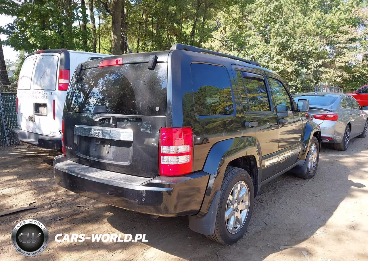 2012 Jeep Liberty Sport VIN:1C4PJMAK4CW181351 - 4
