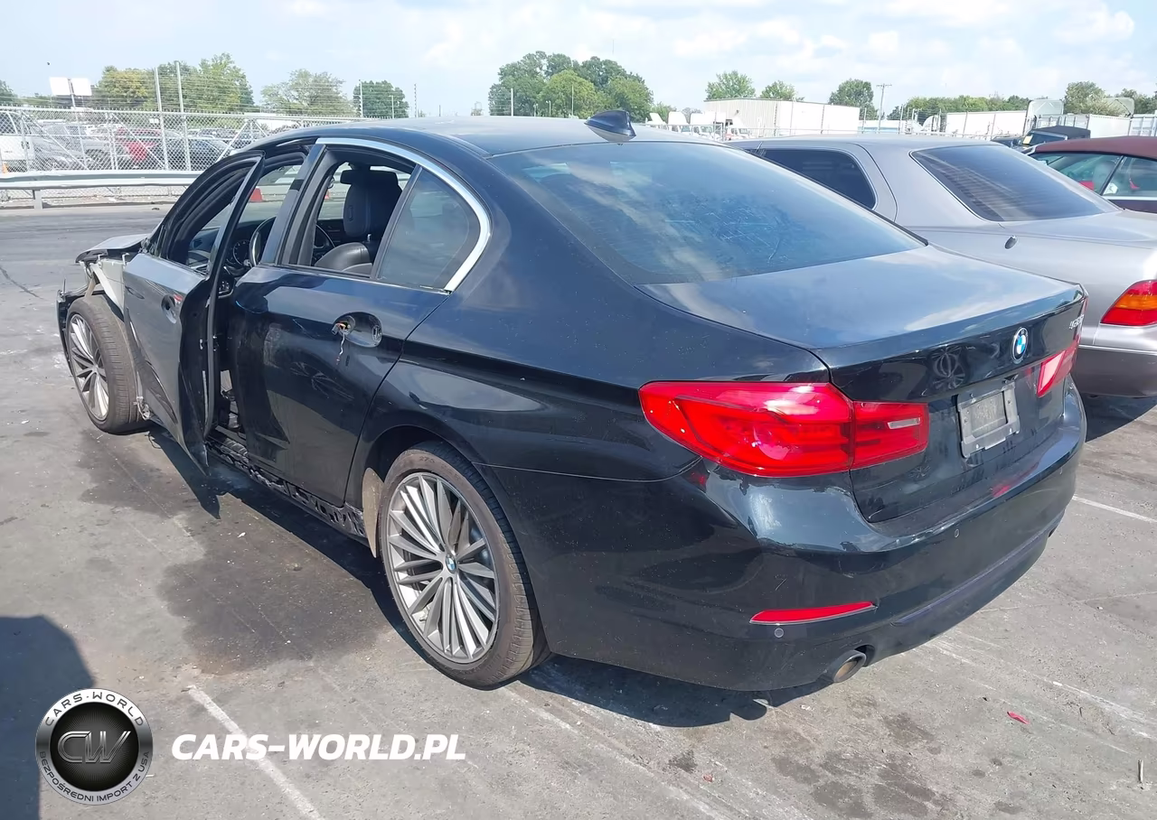 2018 BMW 530I VIN:WBAJA5C51JWA36025 - 3