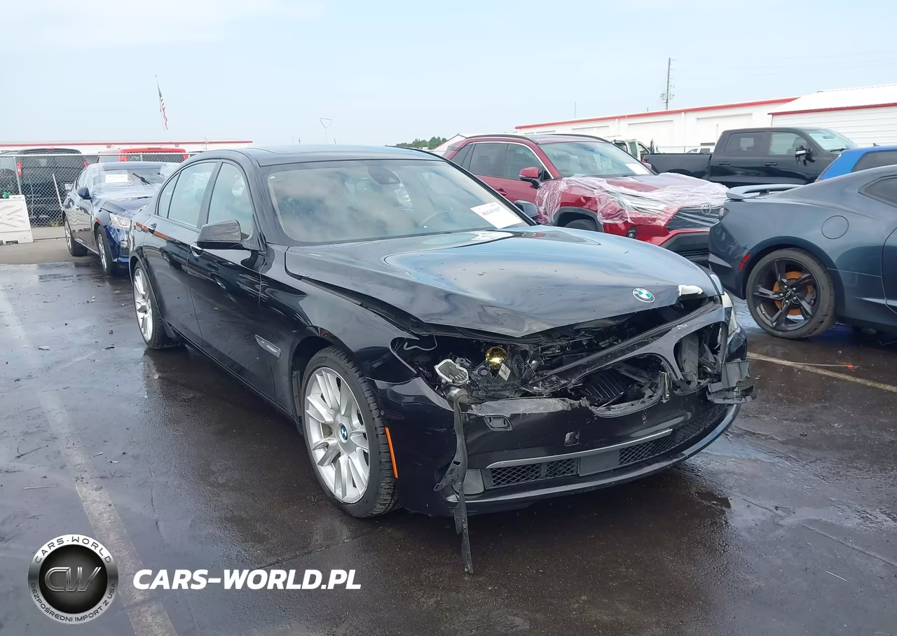 2012 BMW 750Li xDrive