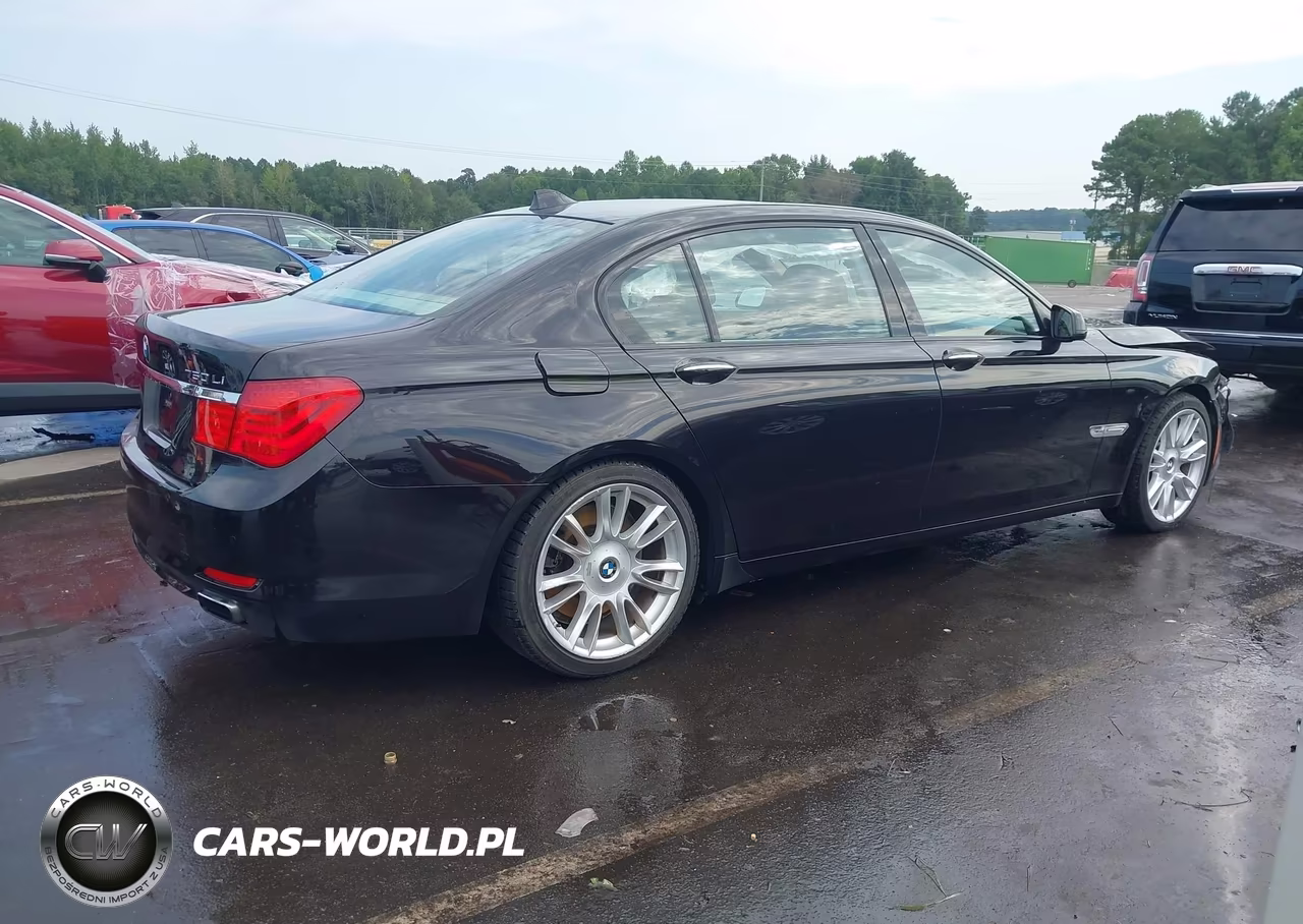 2012 BMW 750Li xDrive VIN:WBAKC8C59CC436707 - 13