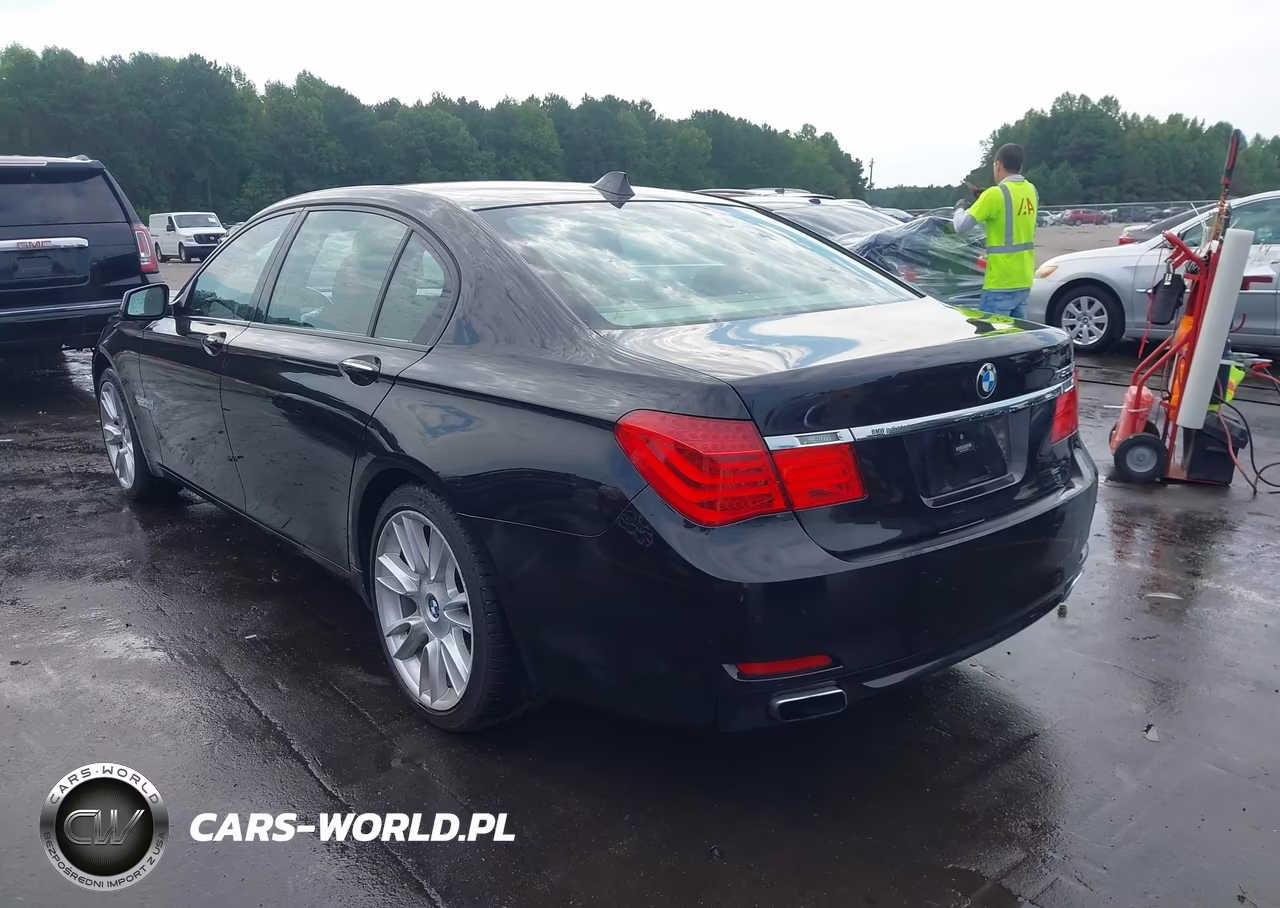2012 BMW 750Li xDrive VIN:WBAKC8C59CC436707 - 3