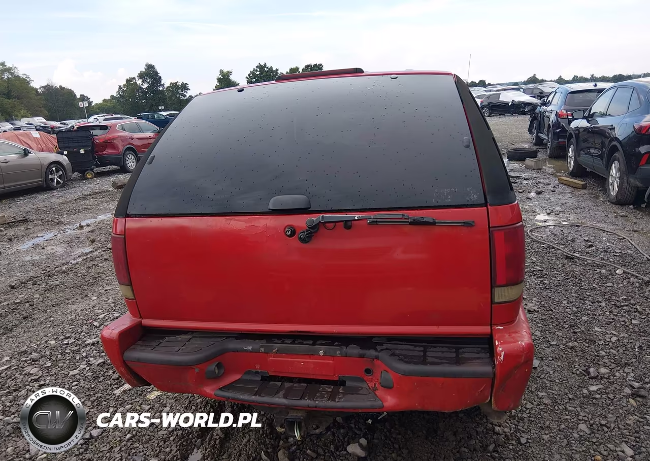 2003 Chevrolet Blazer Xtreme VIN:1GNCS18X93K102945 - 17