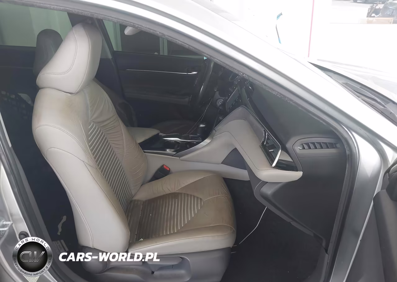 2018 Toyota Camry Se VIN:JTNB11HK9J3019109 - 5