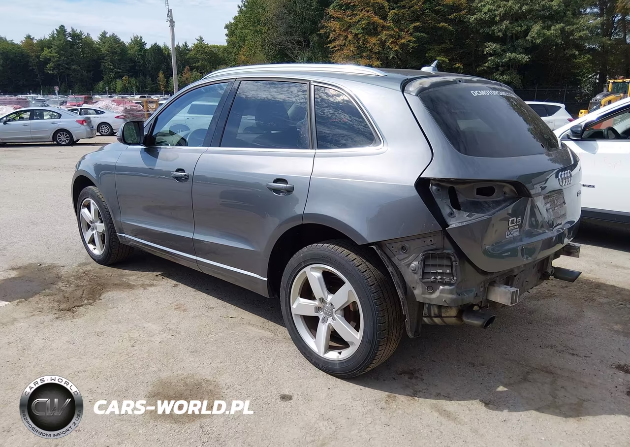 2012 Audi Q5 2.0T Premium VIN:WA1LFAFP7CA123602 - 3