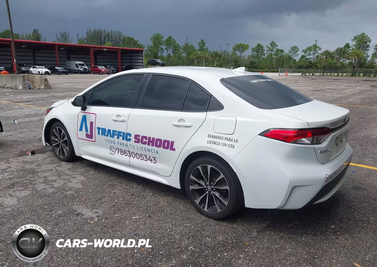 2021 Toyota Corolla Le VIN:5YFEPMAE5MP262806 - 3