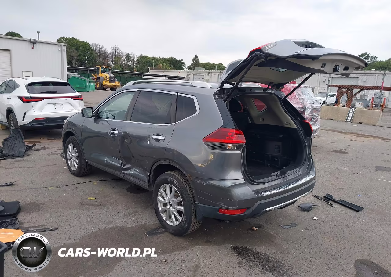 2018 Nissan Rogue Sv VIN:KNMAT2MV2JP615915 - 3