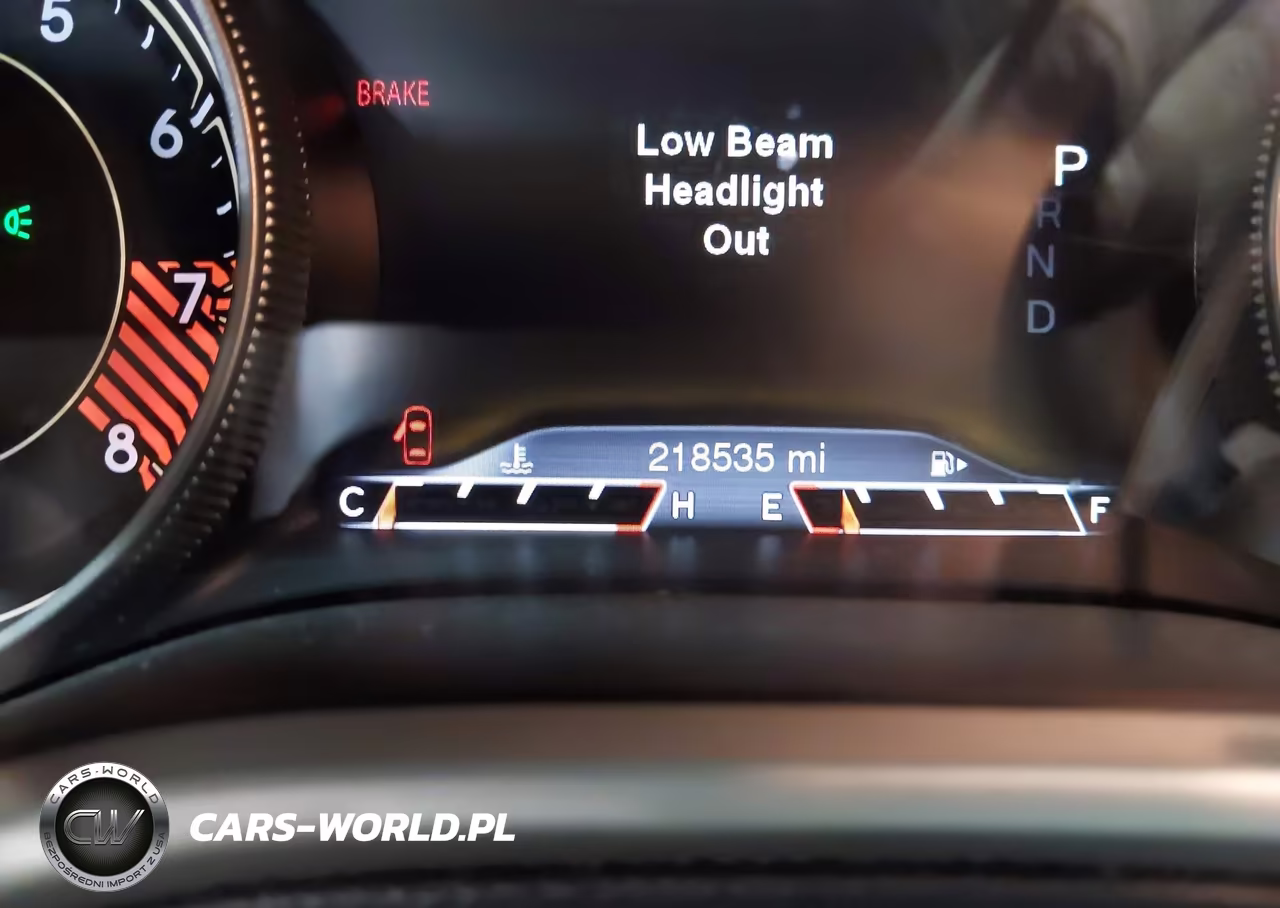 2015 Jeep Cherokee Trailhawk VIN:1C4PJMBS9FW668029 - 15