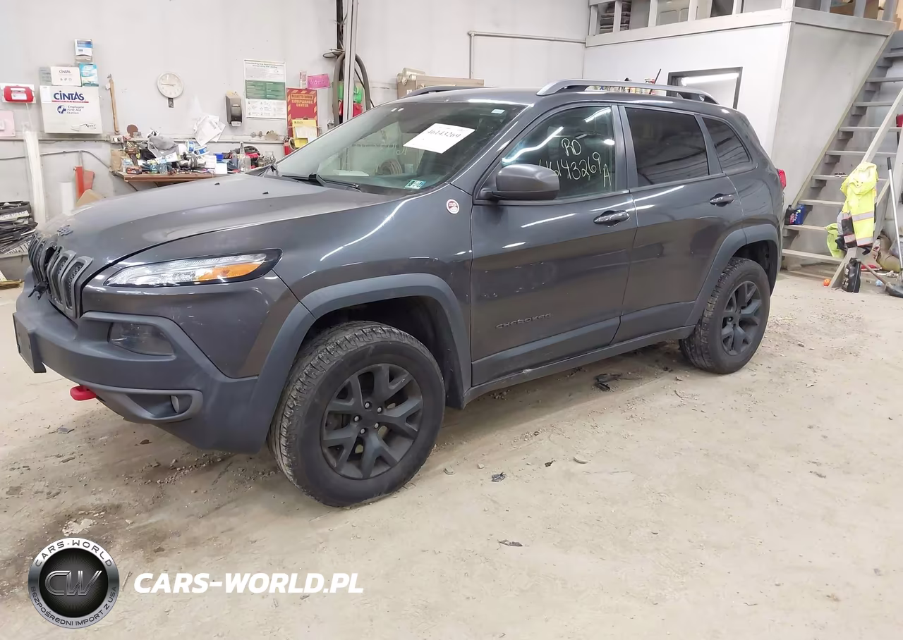 2015 Jeep Cherokee Trailhawk VIN:1C4PJMBS9FW668029 - 2