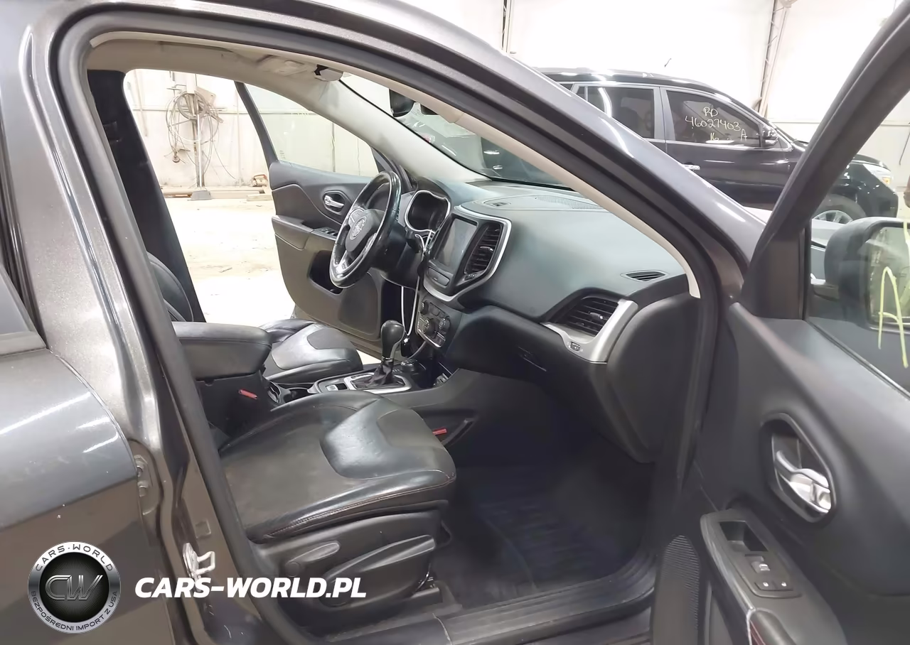 2015 Jeep Cherokee Trailhawk VIN:1C4PJMBS9FW668029 - 5