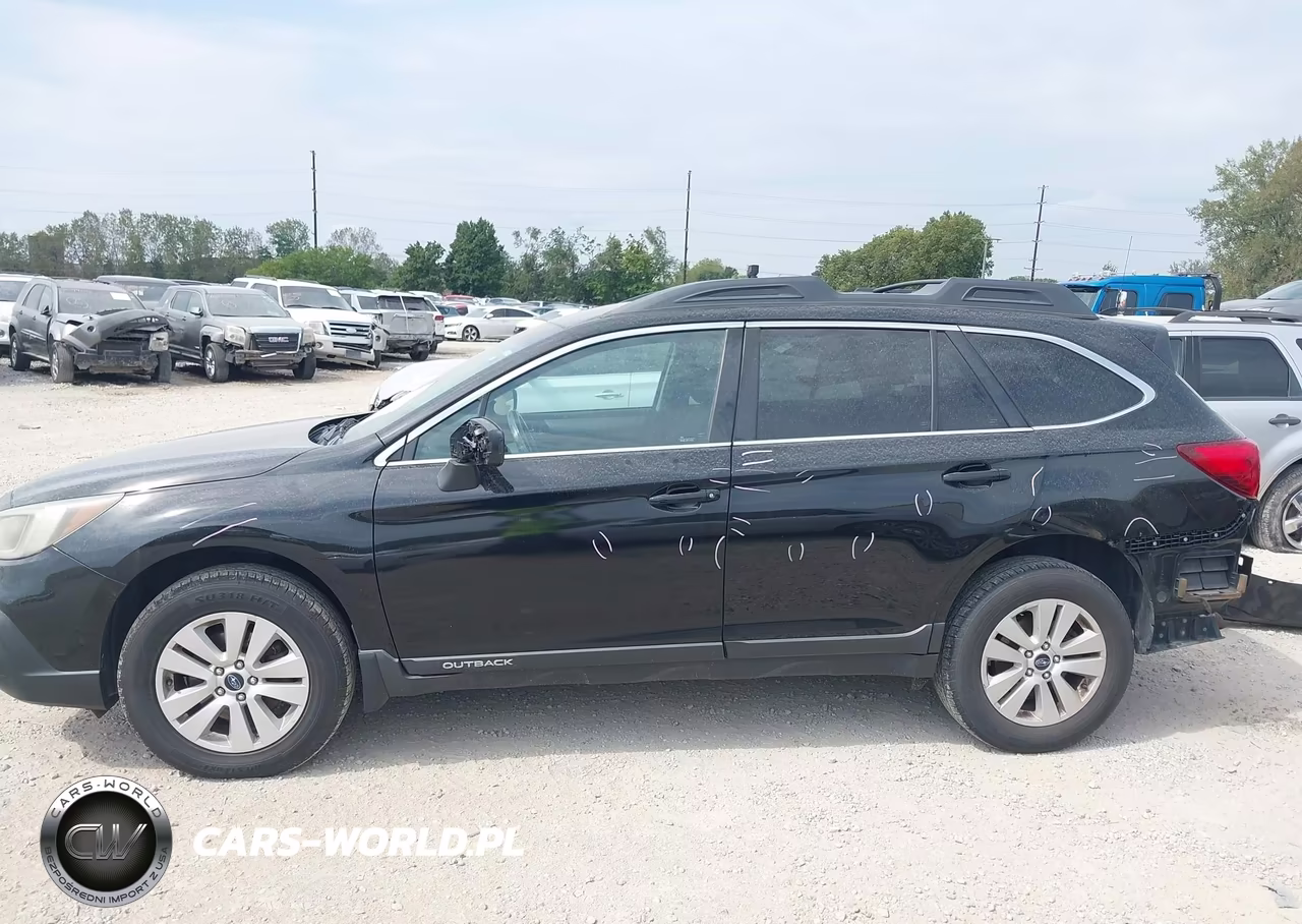 2018 Subaru Outback 2.5I Premium VIN:4S4BSACC7J3228684 - 15