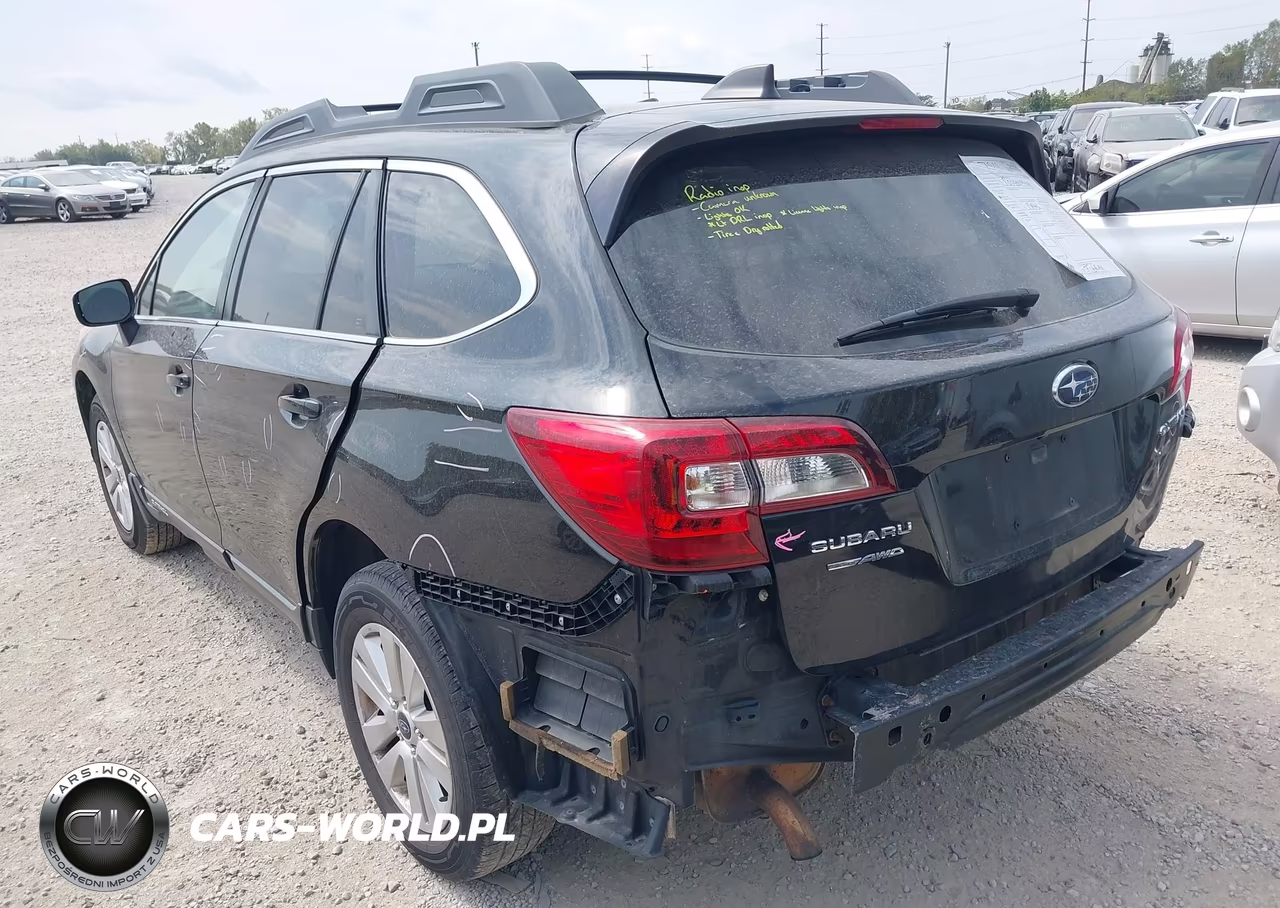 2018 Subaru Outback 2.5I Premium VIN:4S4BSACC7J3228684 - 3