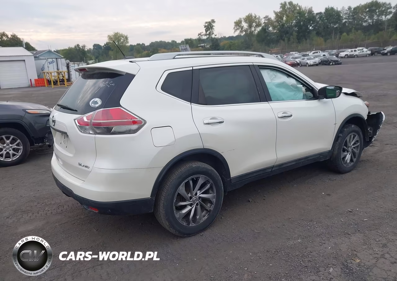 2015 Nissan Rogue Sl VIN:5N1AT2MV5FC817397 - 4
