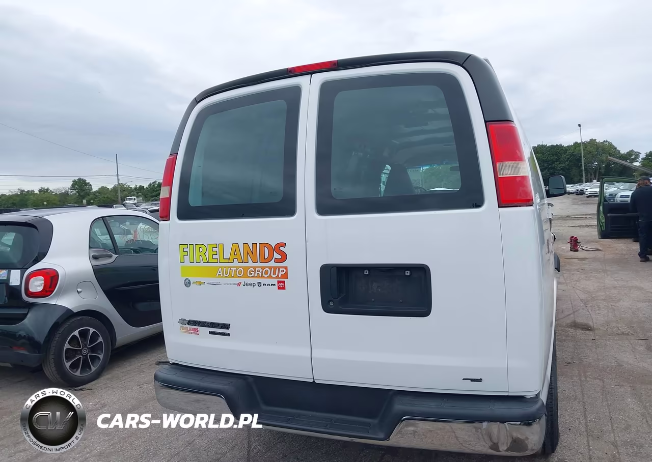 2016 Chevrolet Express 3500 Work Van VIN:1GCZGHFG6G1124851 - 16