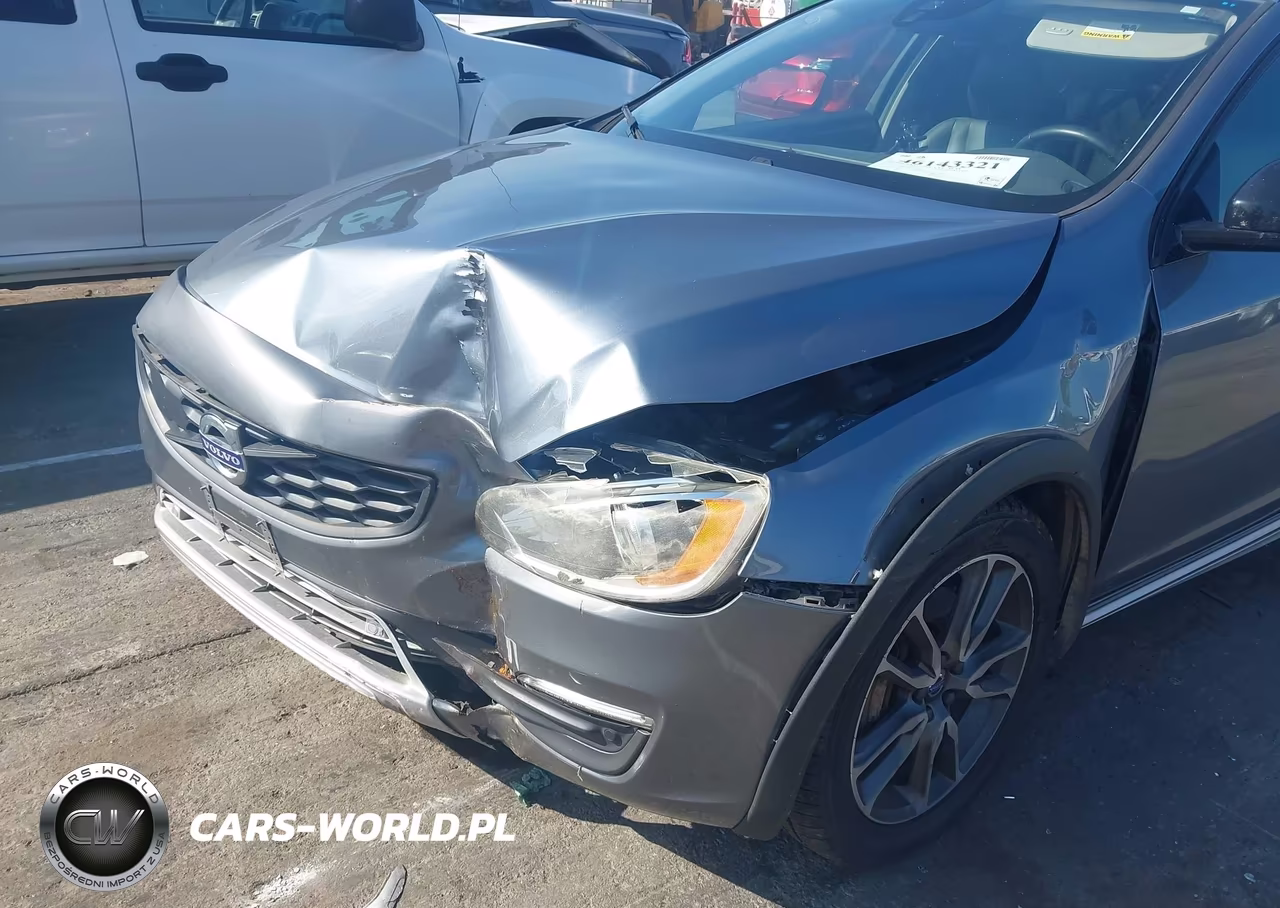 2016 Volvo V60 Cross Country T5 VIN:YV4612HK7G1018327 - 6
