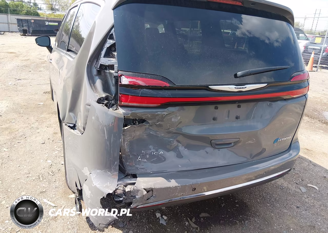 2024 Chrysler Pacifica Hybrid Select VIN:2C4RC1S74RR200140 - 6