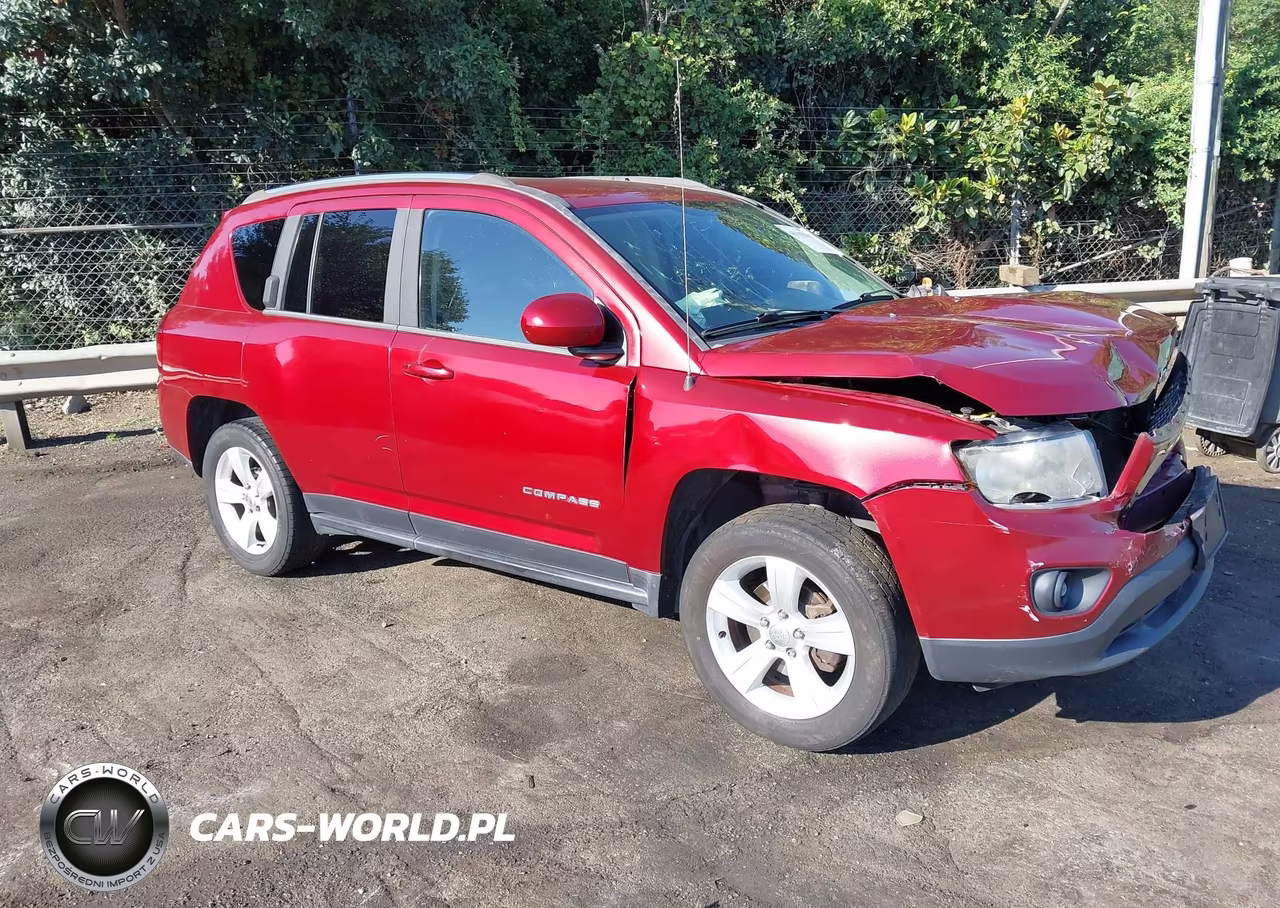 2014 Jeep Compass Latitude – zdjęcie 1 z 16