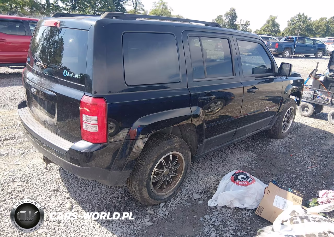 2012 Jeep Patriot Sport VIN:1C4NJRBB8CD506887 - 4