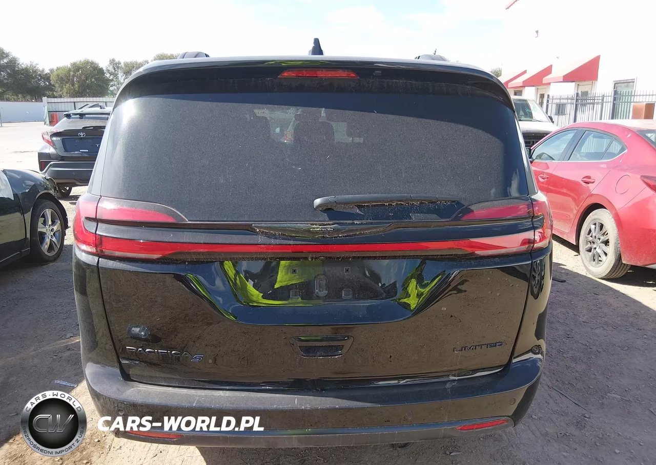 2025 Chrysler Pacifica Limited VIN:2C4RC1GG3SR584832 - 16