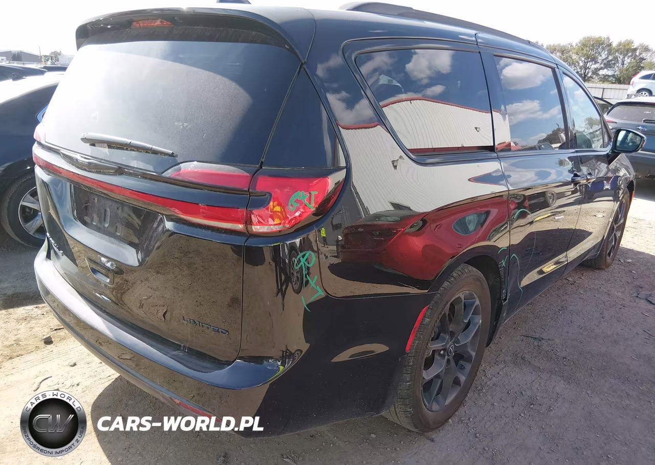 2025 Chrysler Pacifica Limited VIN:2C4RC1GG3SR584832 - 4