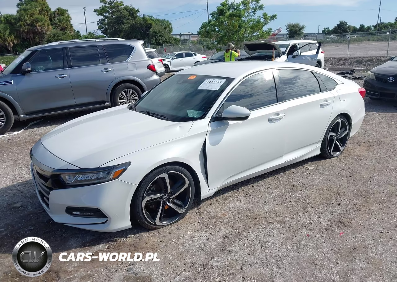 2018 Honda Accord Sport VIN:1HGCV1F33JA006636 - 2