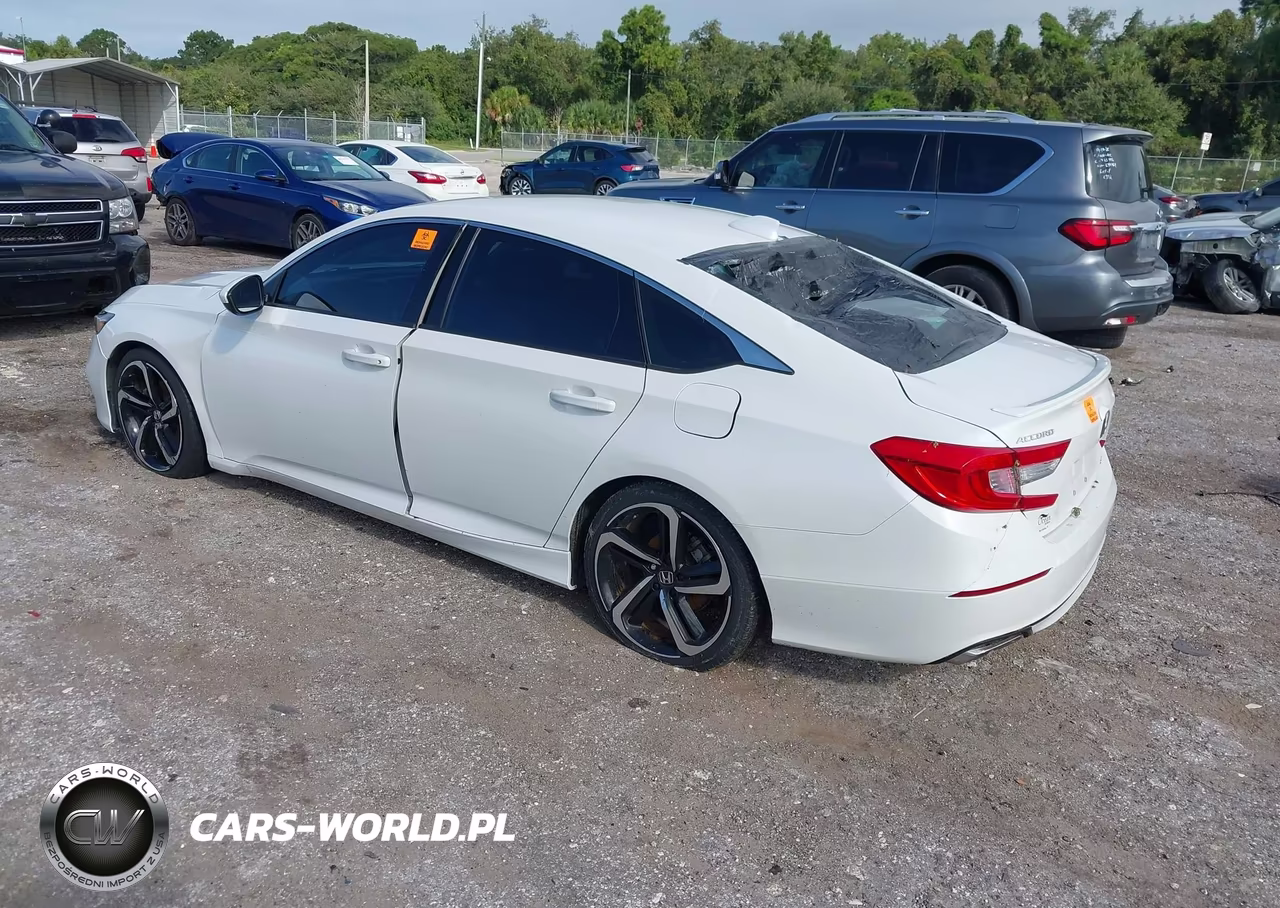 2018 Honda Accord Sport VIN:1HGCV1F33JA006636 - 3