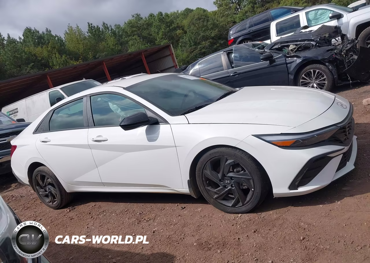 2026 Hyundai Elantra Sel Sport VIN:KMHLM4DG8TU129063 - 13