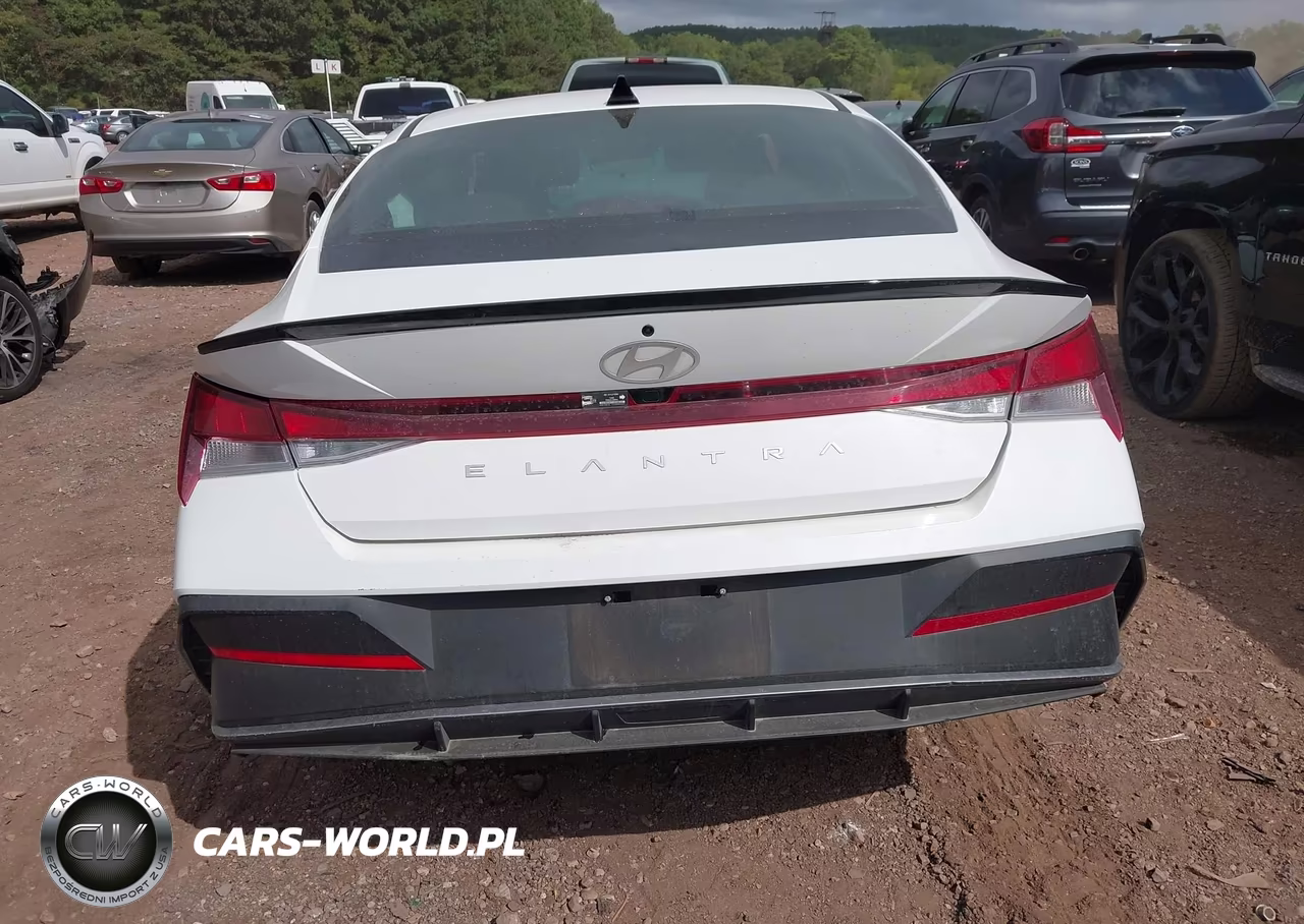 2026 Hyundai Elantra Sel Sport VIN:KMHLM4DG8TU129063 - 16