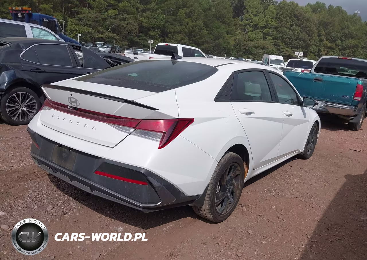 2026 Hyundai Elantra Sel Sport VIN:KMHLM4DG8TU129063 - 4