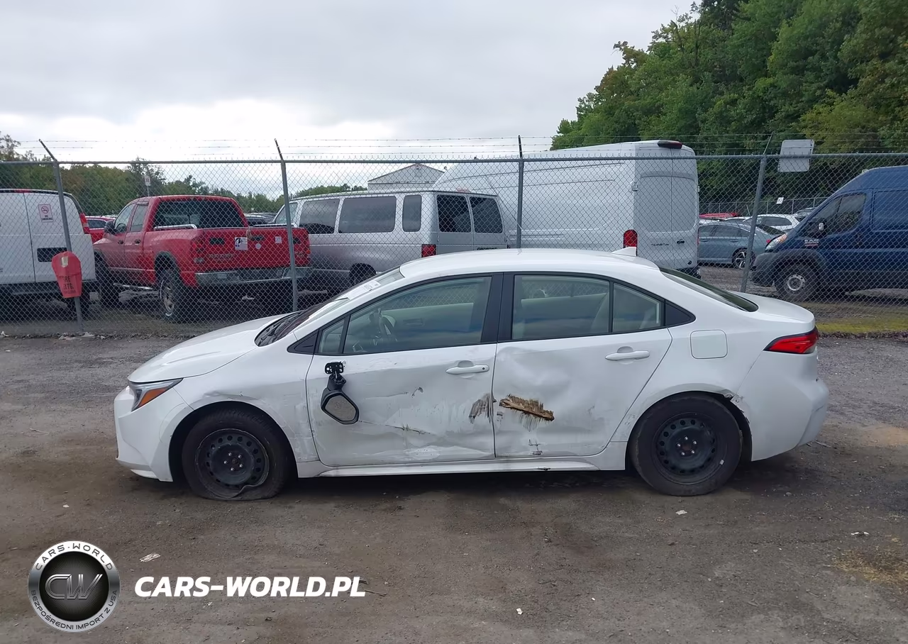 2025 Toyota Corolla Hybrid Le VIN:JTDBCMFE1S3107327 - 14