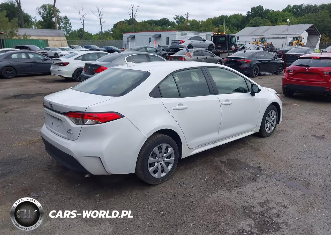 2025 Toyota Corolla Hybrid Le VIN:JTDBCMFE1S3107327 - 4