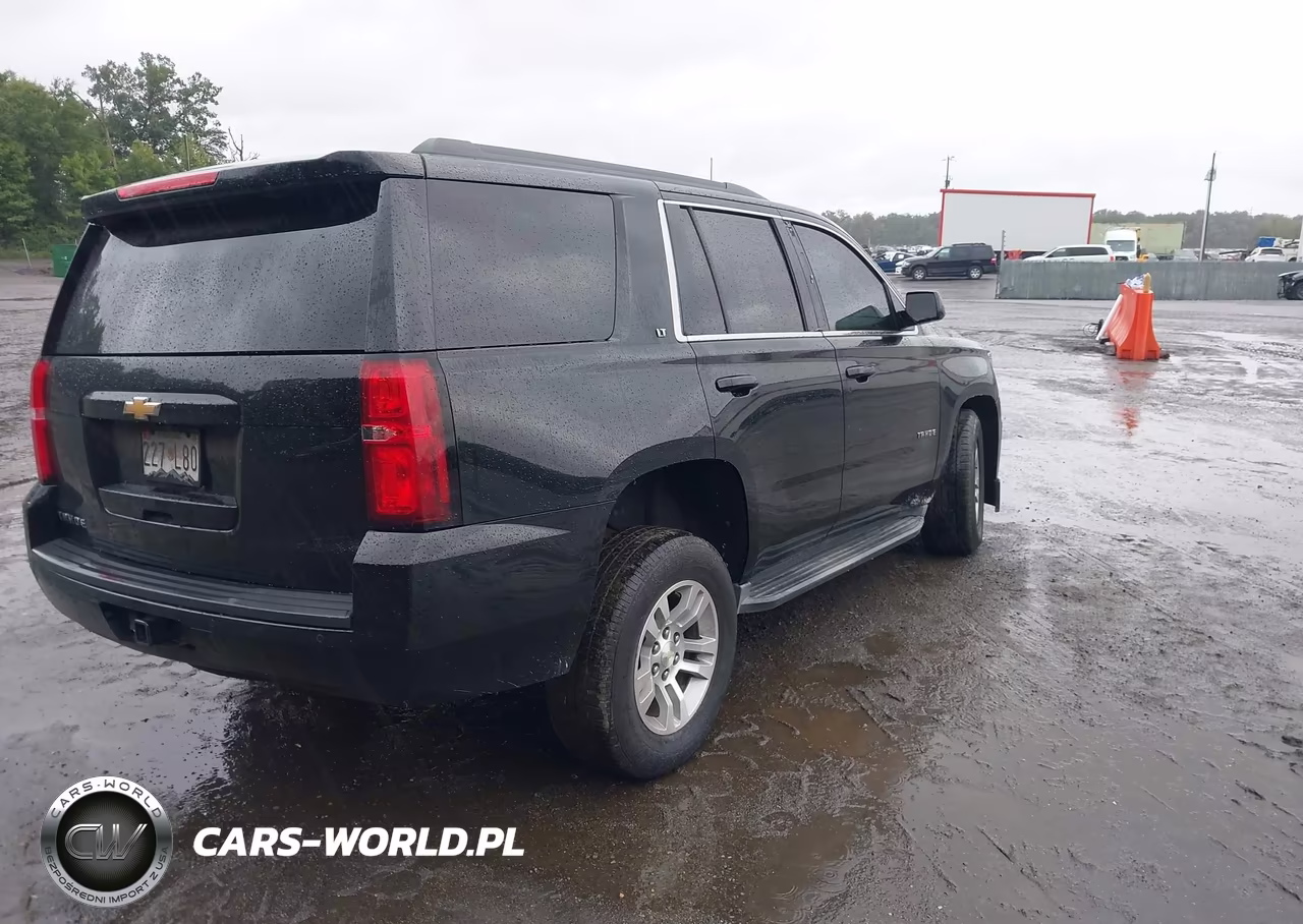 2015 Chevrolet Tahoe Lt VIN:1GNSKBKC9FR669322 - 4