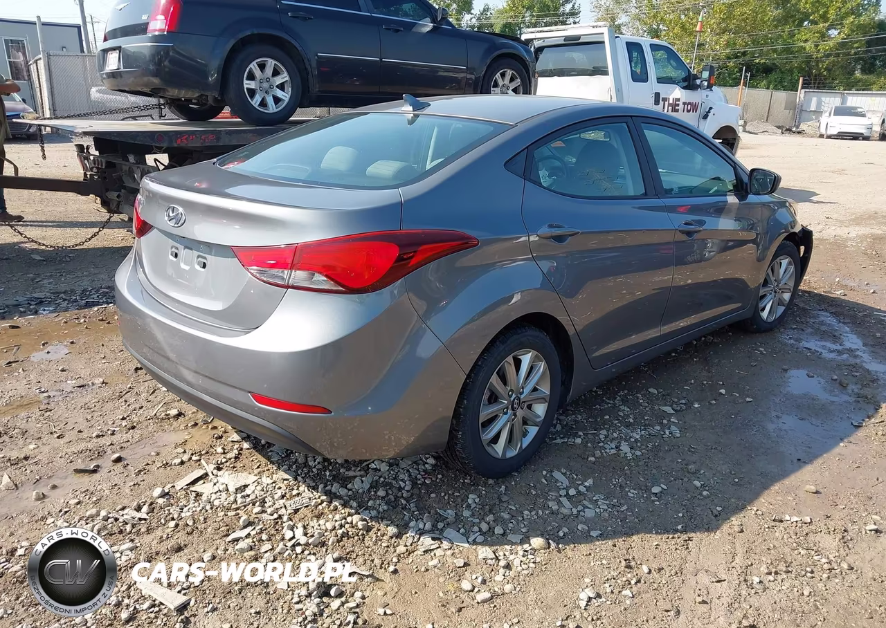 2014 Hyundai Elantra Se VIN:5NPDH4AE6EH470913 - 4