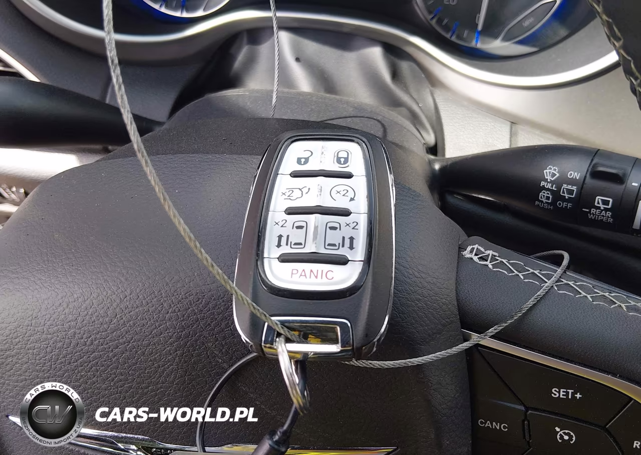 2025 Chrysler Pacifica Select VIN:2C4RC1BG3SR594770 - 11