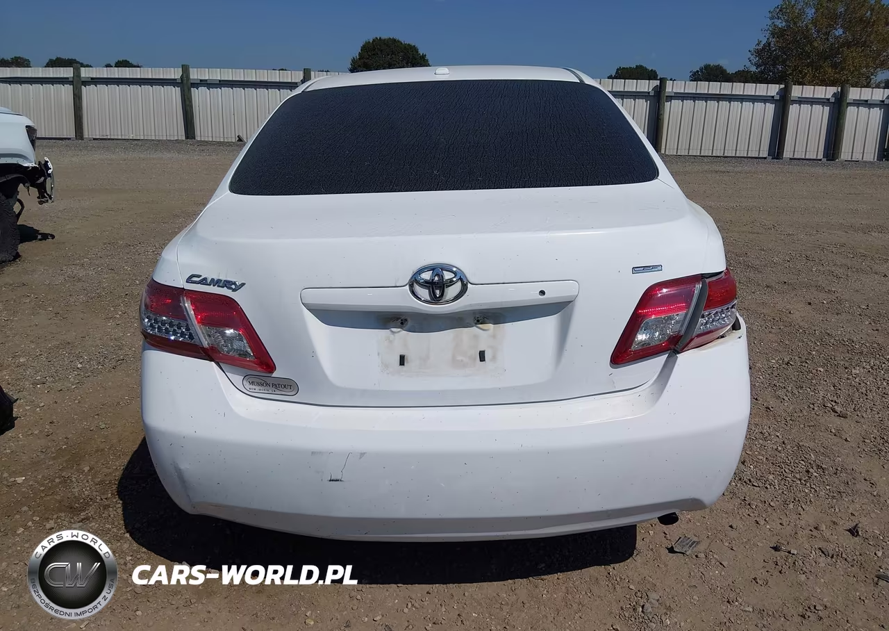 2010 Toyota Camry VIN:4T1BF3EKXAU561184 - 17