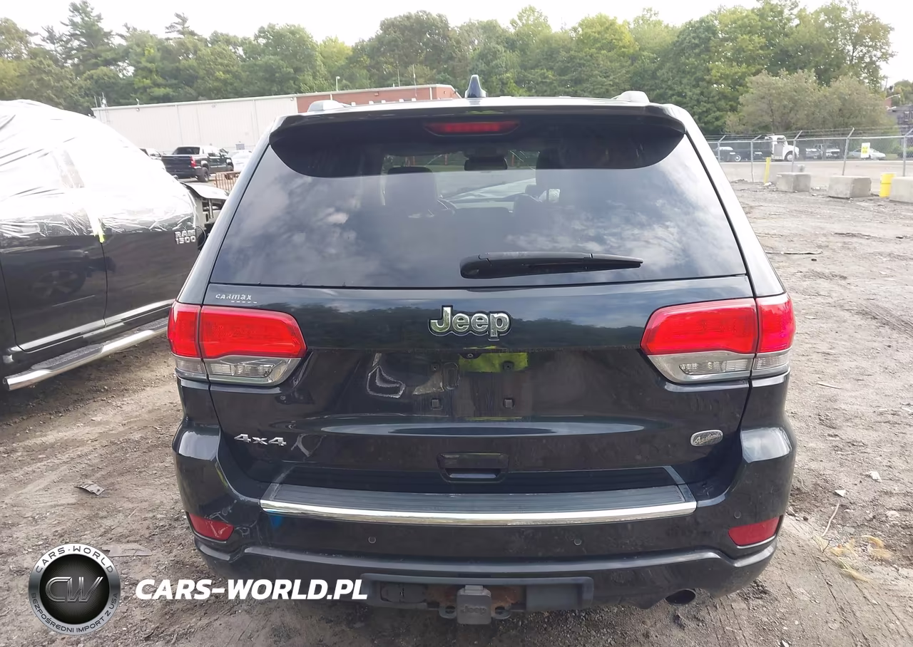 2015 Jeep Grand Cherokee Overland VIN:1C4RJFCG9FC717598 - 16