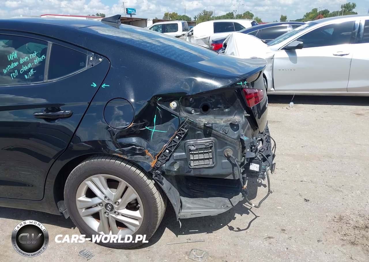 2019 Hyundai Elantra Sel VIN:5NPD84LF2KH404053 - 6
